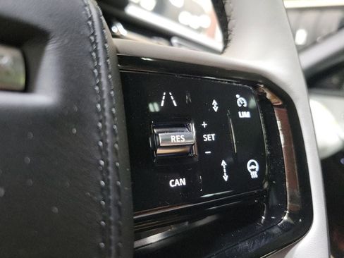 New 2026 Land Rover Range Rover Velar Dynamic SE image 16