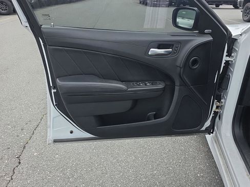 Used 2022 Dodge Charger GT w/ Plus Group RWD image 8