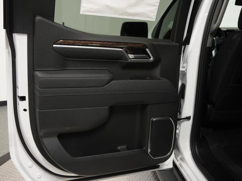 New 2026 GMC Sierra 1500 Elevation w/ Elevation Premium Package AWD/4WD image 19