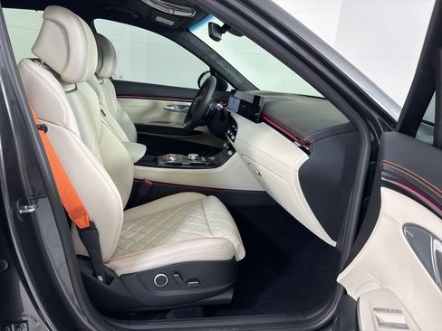 New 2026 Genesis GV70 3.5T Sport Prestige AWD/4WD image 12