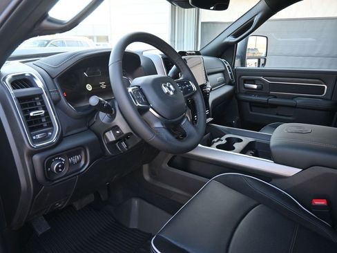 New 2026 RAM 3500 Laramie AWD/4WD image 6
