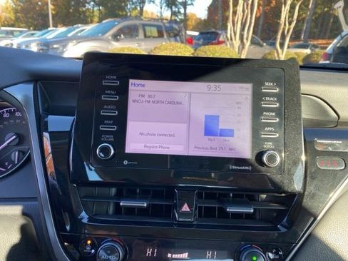 Used 2022 Toyota Camry SE image 24