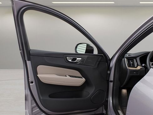 New 2026 Volvo XC60 B5 Plus w/ Protection Package Premier image 29