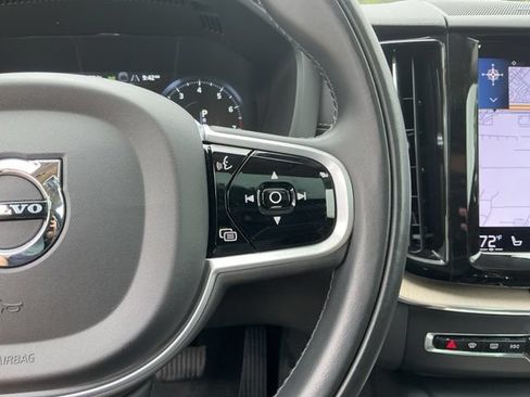 Certified 2025 Volvo XC60 T8 Ultra AWD/4WD image 19