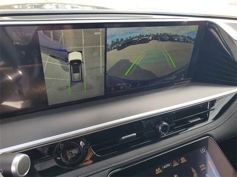 Used 2025 INFINITI QX80 Pure image 32