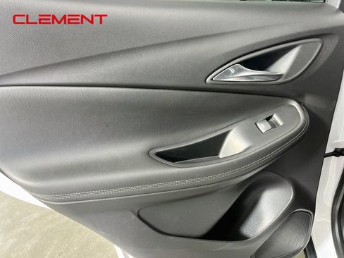Used 2025 Buick Encore GX Preferred FWD image 28