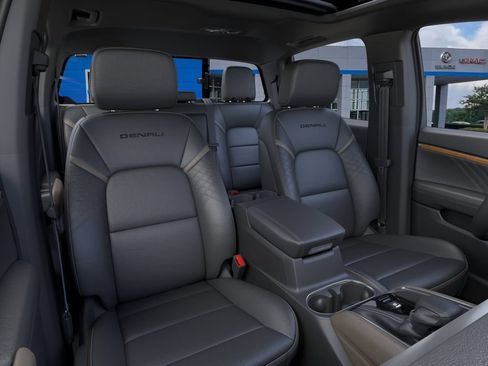 New 2026 GMC Canyon Denali AWD/4WD image 17