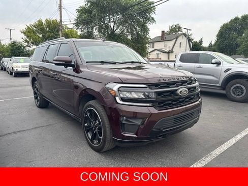 Used 2023 Ford Expedition Max Limited AWD/4WD image 1