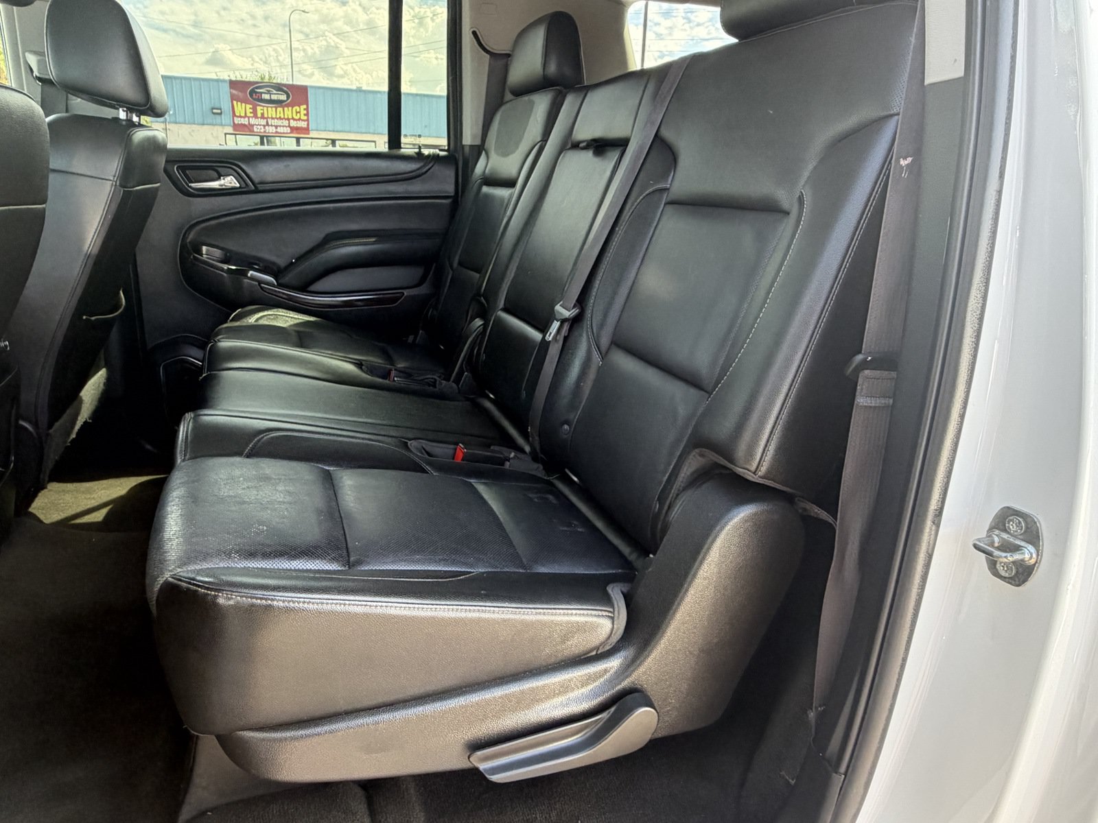 Used 2017 GMC Yukon XL SLT AWD/4WD image 18