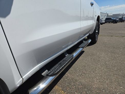 Used 2023 Chevrolet Silverado 1500 LTZ w/ LTZ Convenience Package II AWD/4WD image 19