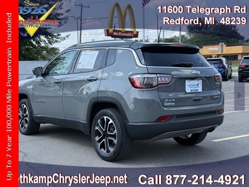 Certified 2022 Jeep Compass Limited image 2