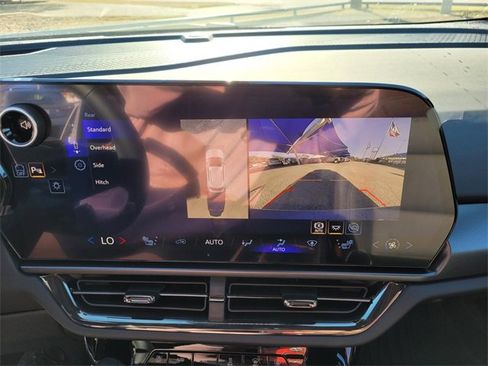 New 2026 Chevrolet Equinox EV RS image 13