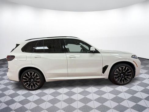Used 2026 BMW X5 xDrive40i w/ M Sport Package AWD/4WD image 7