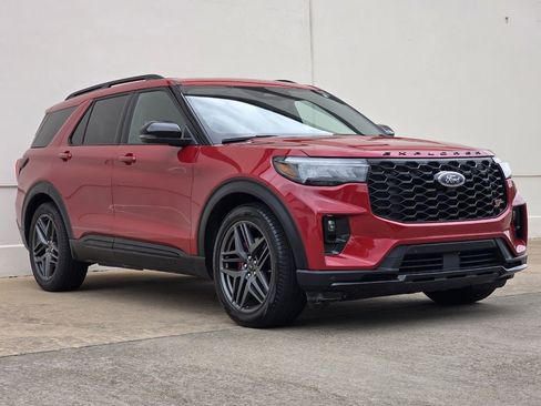 Used 2025 Ford Explorer ST w/ Sun And Sound Package image 6