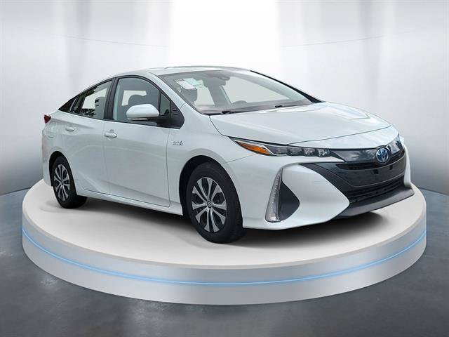 Used 2021 Toyota Prius Prime XLE w/ Carpet Mat Package (TMS) FWD image 2