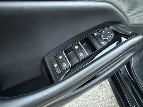 Certified 2025 MAZDA MAZDA3 2.5 Turbo Sedan w/Premium Plus image 26