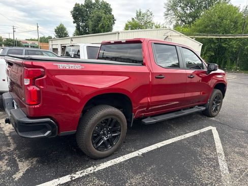 Used 2025 Chevrolet Silverado 1500 LT Trail Boss w/ Protection Package AWD/4WD image 3