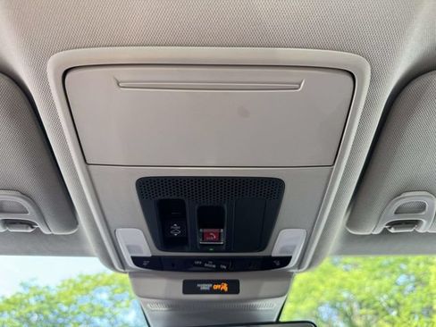 Used 2025 Honda Accord EX-L image 31