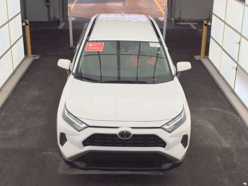 Used 2024 Toyota RAV4 XLE image 2