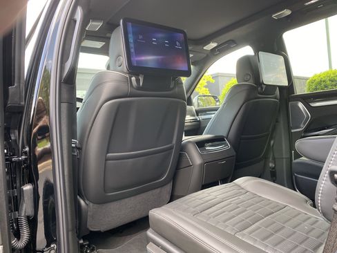 Used 2026 Cadillac Escalade V AWD/4WD image 70