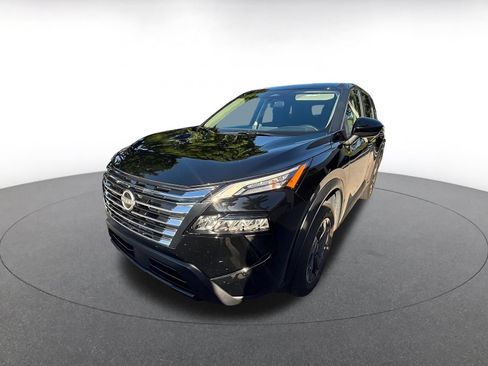 Used 2025 Nissan Rogue SV AWD/4WD image 9