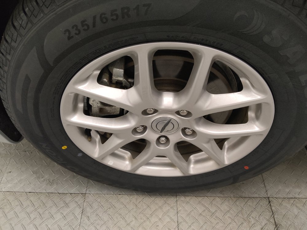 Used 2024 Chrysler Pacifica Touring-L FWD image 31