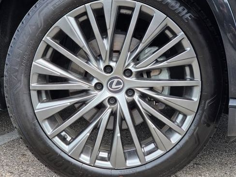 Used 2024 Lexus RX 350 AWD w/ Convenience Package image 20