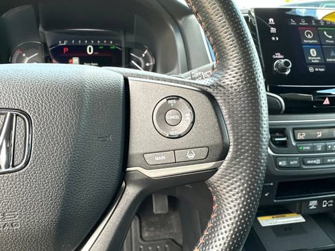 Used 2023 Honda Passport TrailSport image 4
