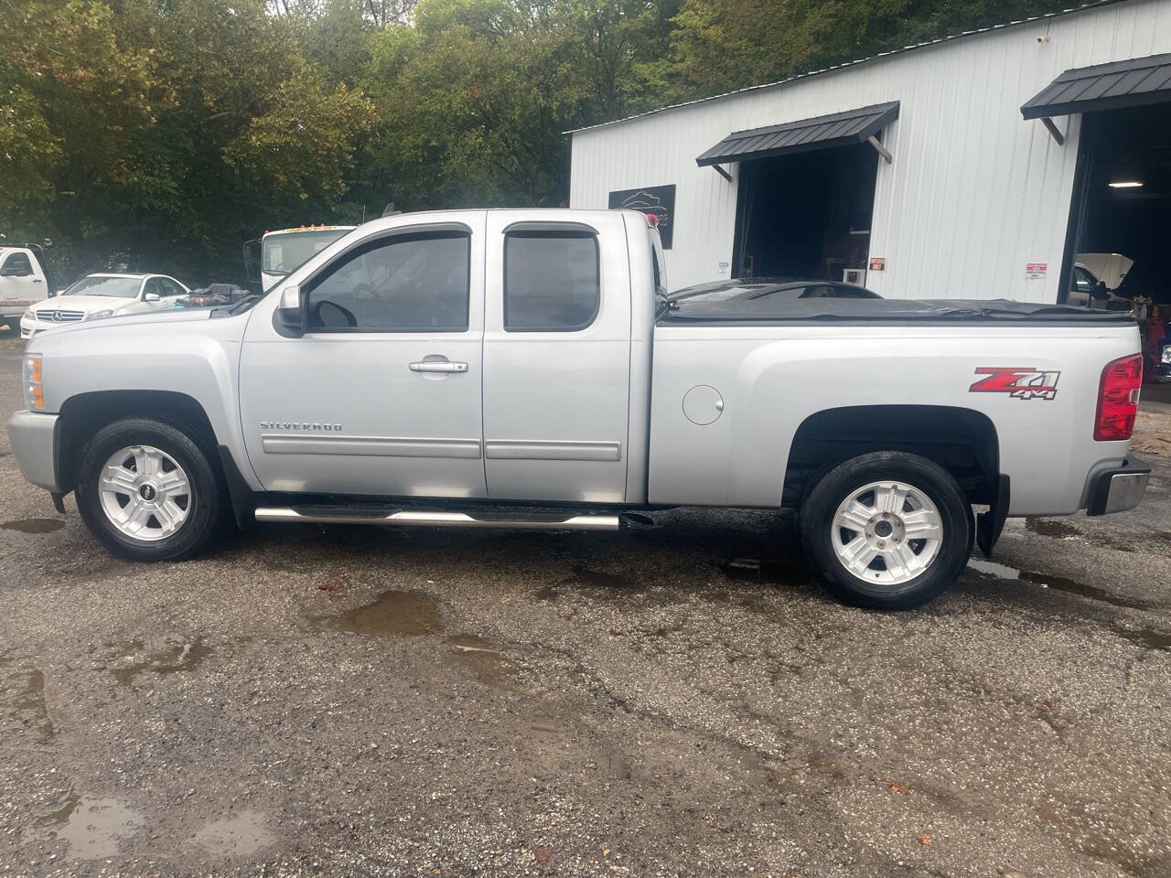 Used 2013 Chevrolet Silverado 1500 LT w/ All-Star Edition AWD/4WD image 2