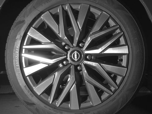 Used 2025 Nissan Altima 2.5 SV image 15