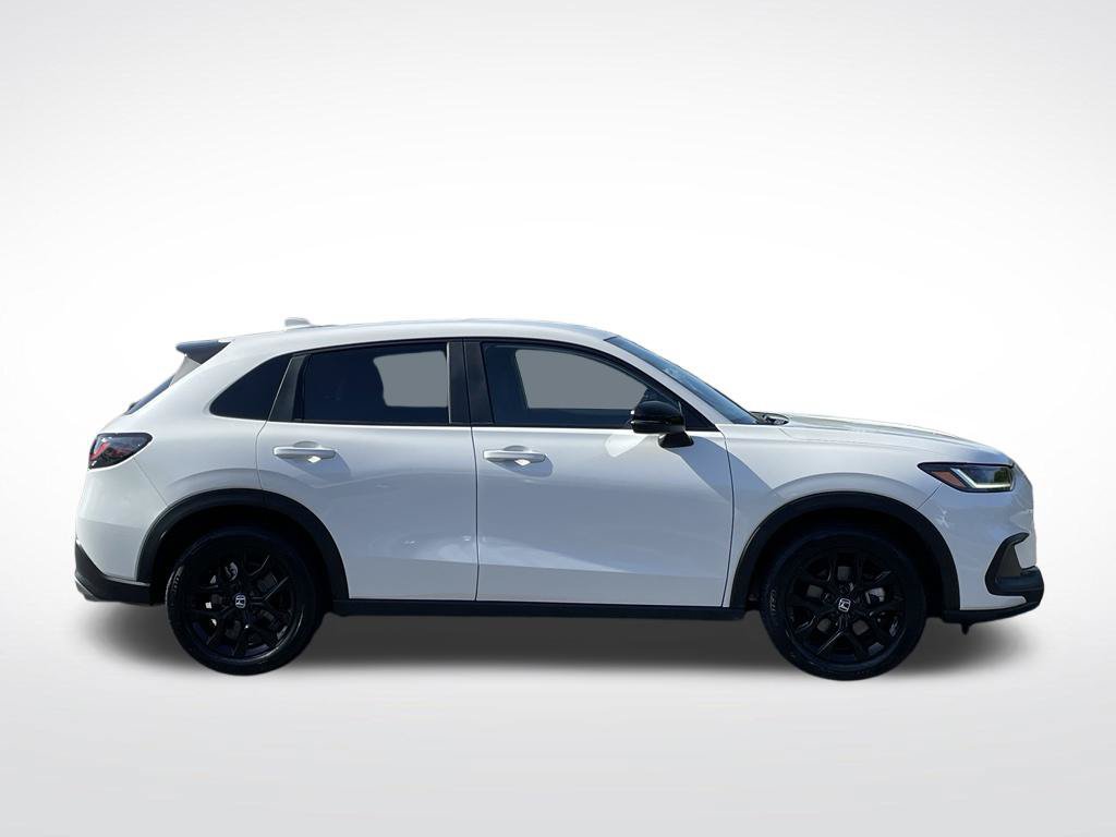 Certified 2025 Honda HR-V Sport image 7