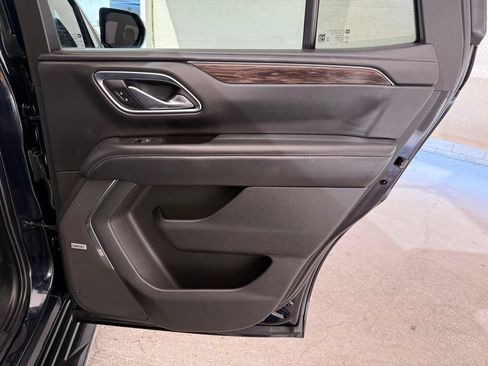 Used 2022 Chevrolet Tahoe LT RWD image 13