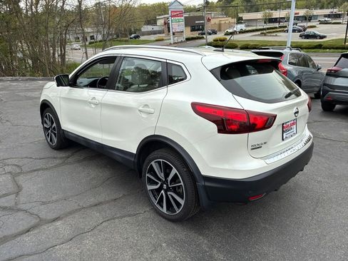 Certified 2019 Nissan Rogue Sport SL w/ Premium Package AWD/4WD image 5