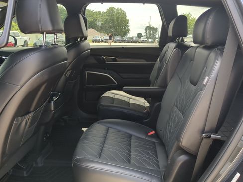 Used 2024 Kia Telluride SX Prestige X-Line AWD/4WD image 12