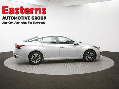 Used 2023 Nissan Altima 2.5 SV image 42