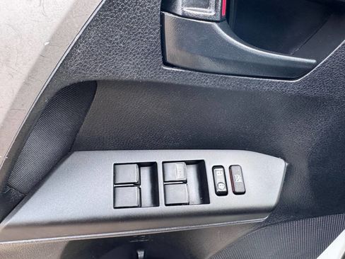 Used 2017 Toyota RAV4 LE image 13