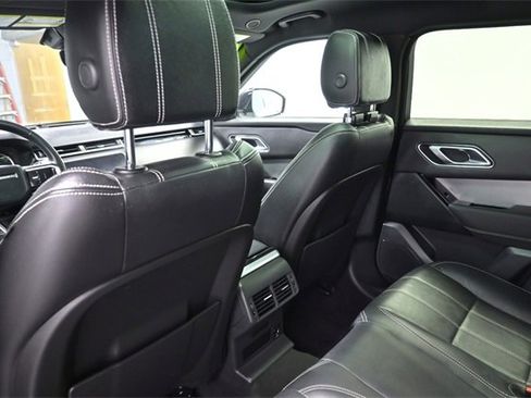 Used 2022 Land Rover Range Rover Velar R-Dynamic S image 13