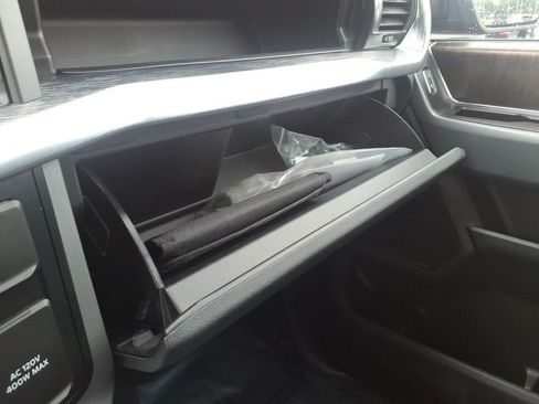 Used 2021 Ford F150 Lariat AWD/4WD image 27