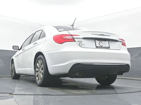 Used 2014 Chrysler 200 Touring image 47
