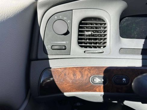 Used 2005 Mercury Grand Marquis LS image 33