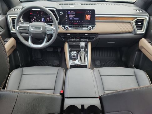 Used 2026 GMC Canyon Denali AWD/4WD image 16