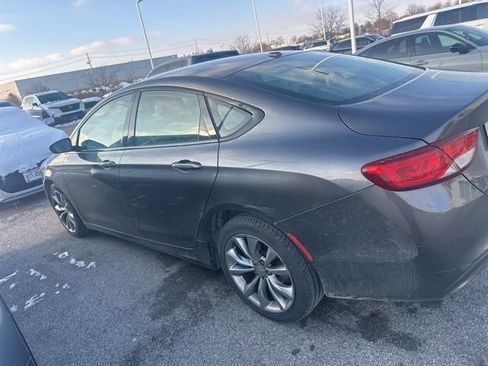 Used 2015 Chrysler 200 S w/ Comfort Group image 3