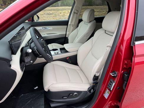 New 2026 Genesis GV70 2.5T Select image 18