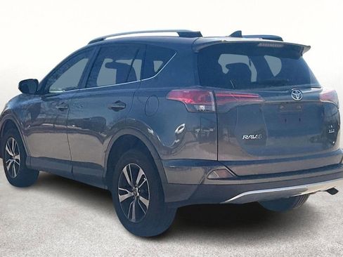 Used 2016 Toyota RAV4 XLE image 2