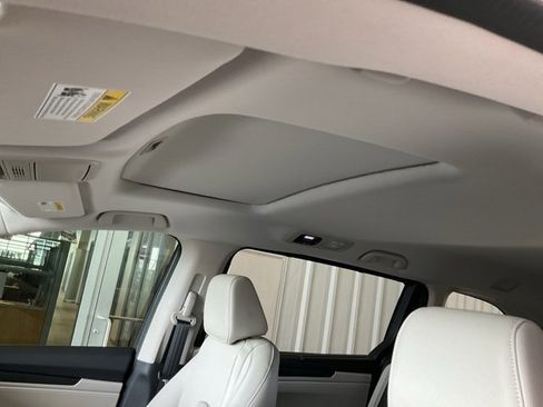 New 2026 Honda Odyssey EX-L image 7