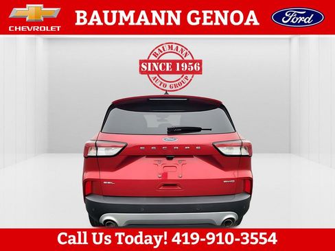 Used 2022 Ford Escape SEL image 9
