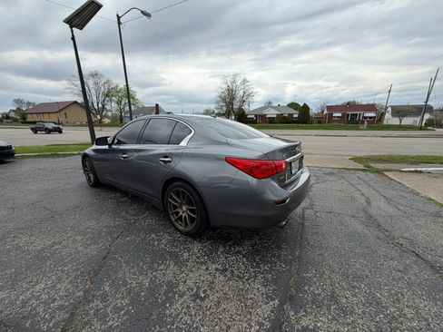 Used 2017 INFINITI Q50 Signature Edition w/ All Weather Package (L93) image 6