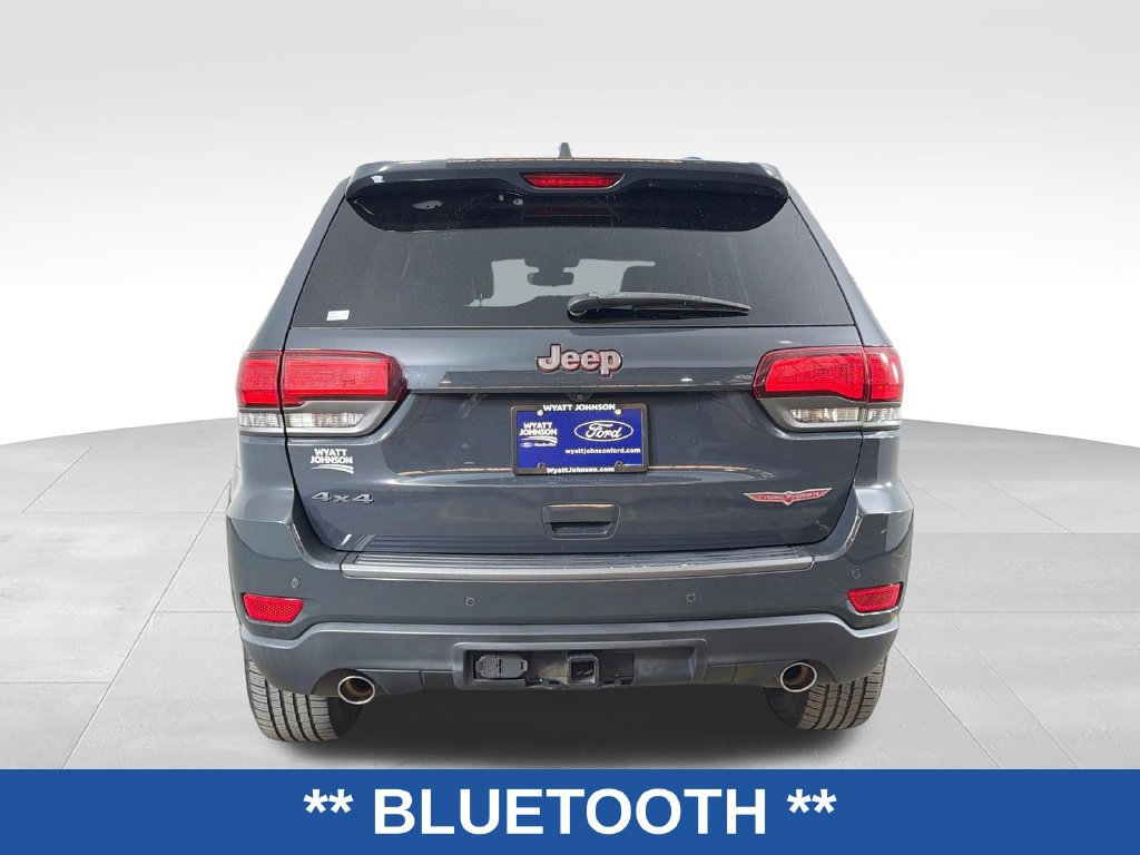 Used 2017 Jeep Grand Cherokee Trailhawk AWD/4WD image 4