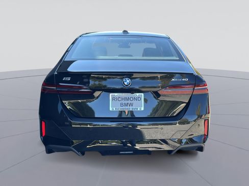 New 2026 BMW i5 eDrive40 w/ M Sport Package image 4