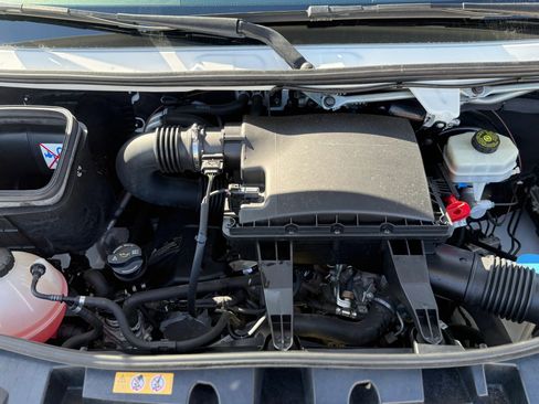 Used 2020 Mercedes-Benz Sprinter 3500 w/ Exterior Lighting Package image 26